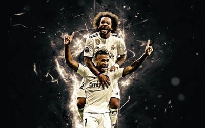 派亿体育快讯-勒诺尔芒这球穿裆过人加射门